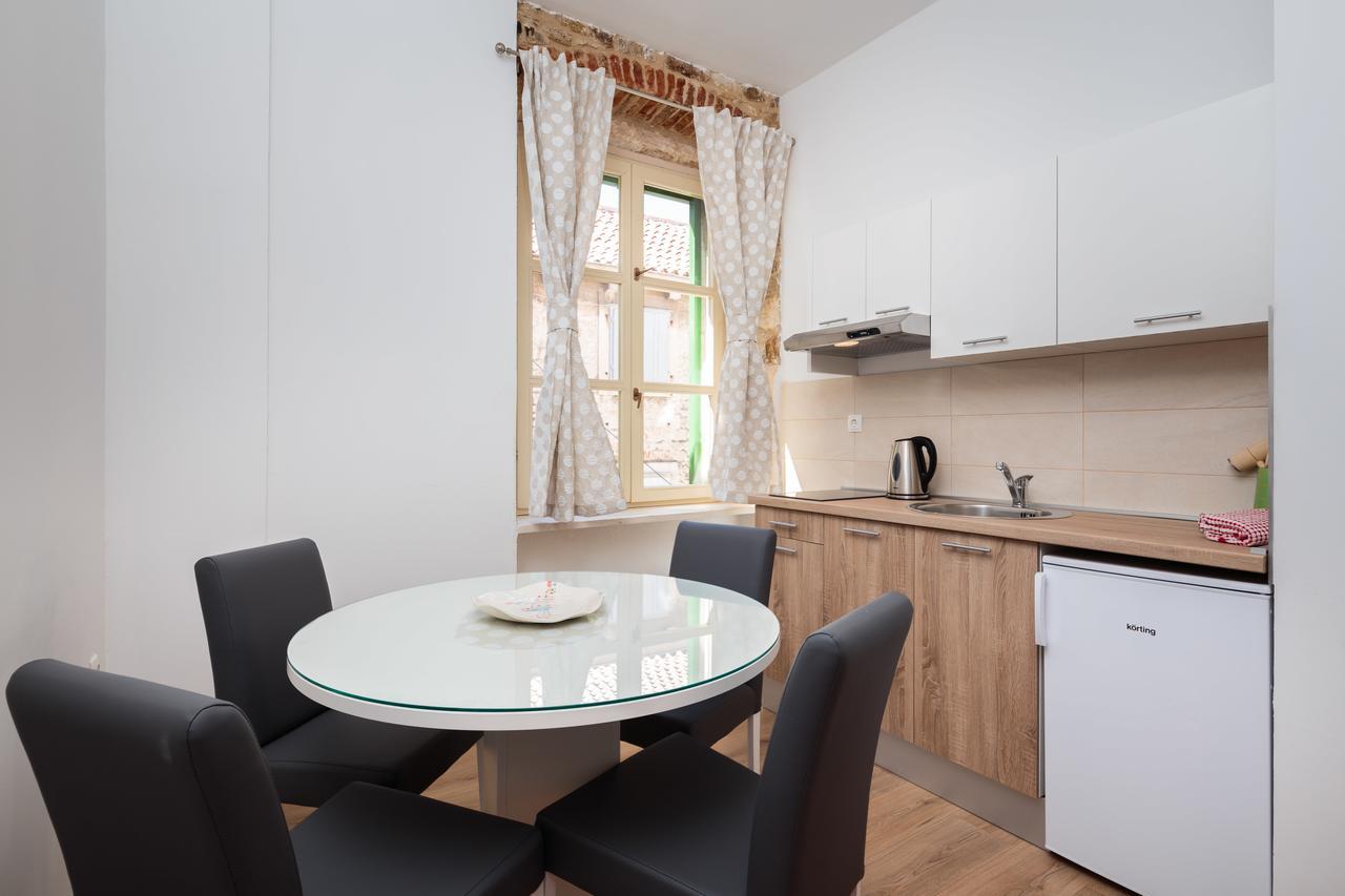 Lux Cindro Studio In Center Apartman